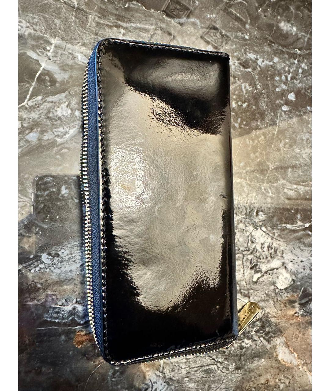 MICHAEL KORS Черный кошелек из лакированной кожи, фото 3