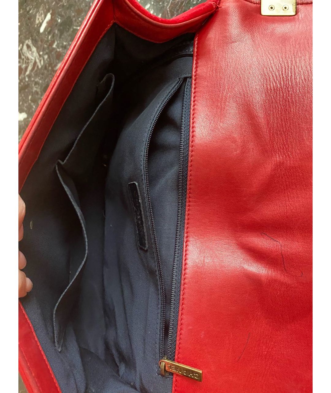 CHANEL PRE-OWNED Красная замшевая сумка тоут, фото 6