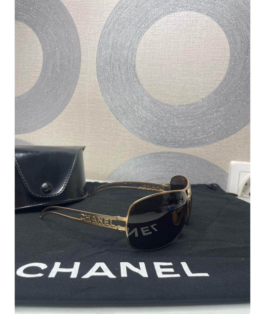 CHANEL PRE-OWNED Золотые пластиковые солнцезащитные очки, фото 2