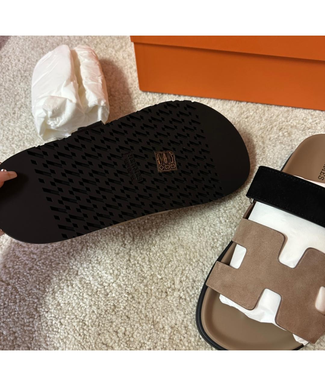 HERMES Бежевые замшевые сандалии, фото 7