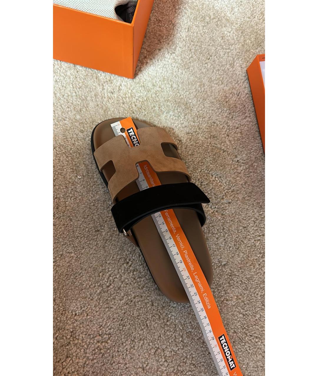 HERMES Бежевые замшевые сандалии, фото 8