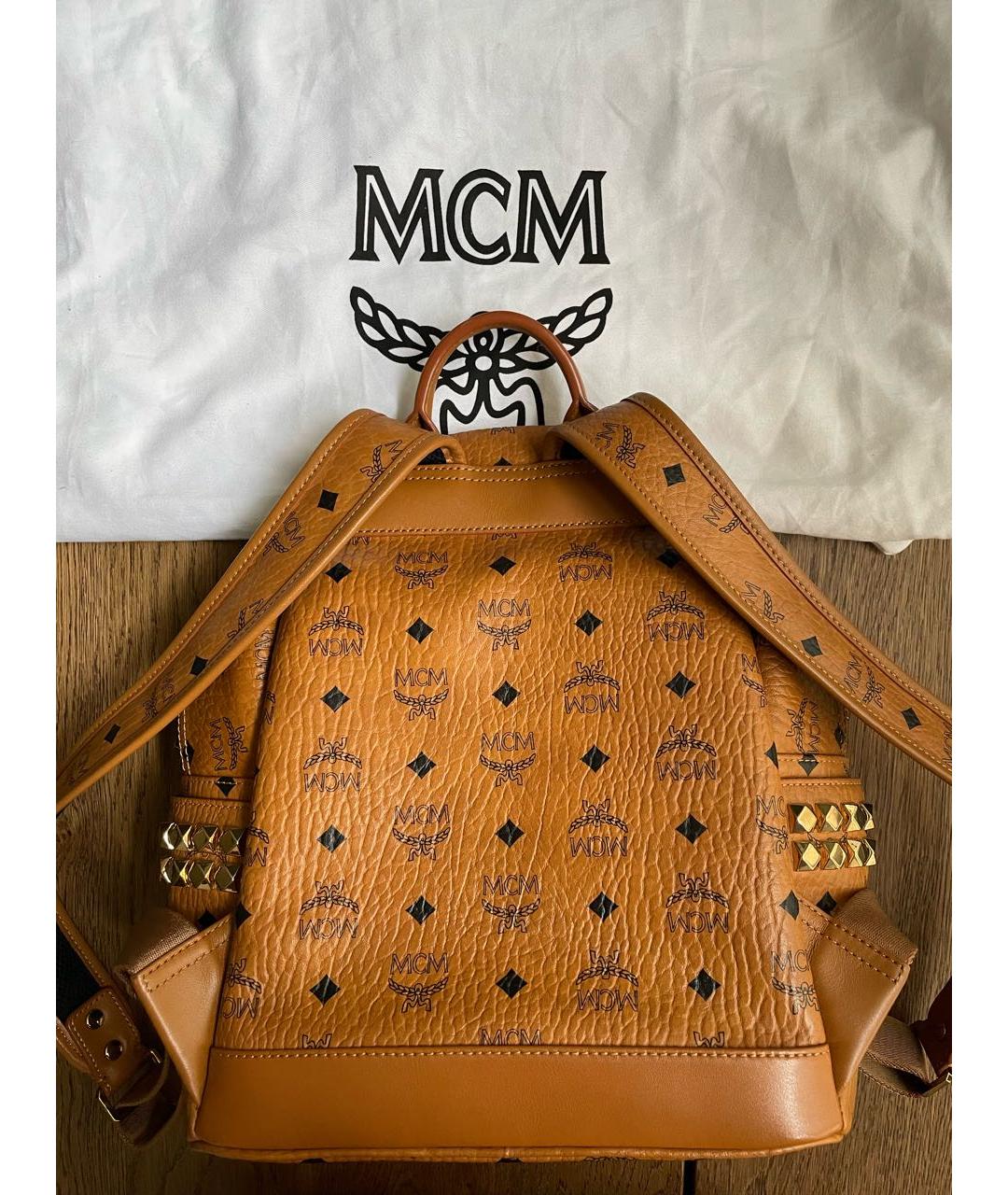 MCM Горчичный кожаный рюкзак, фото 2