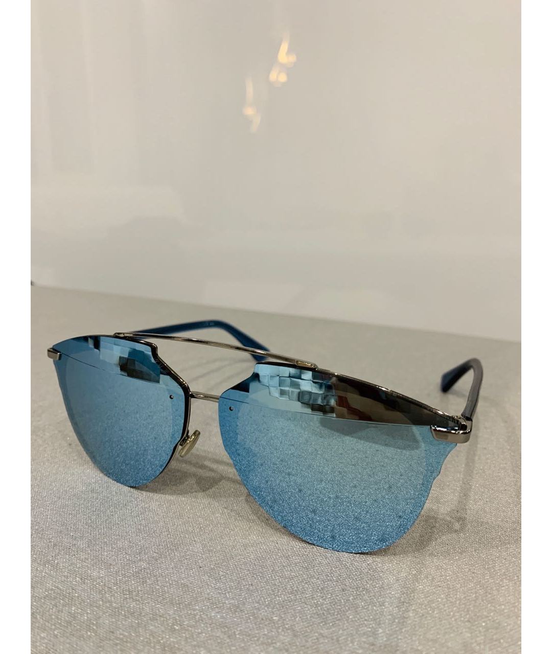 CHRISTIAN DIOR PRE-OWNED Голубые пластиковые солнцезащитные очки, фото 2