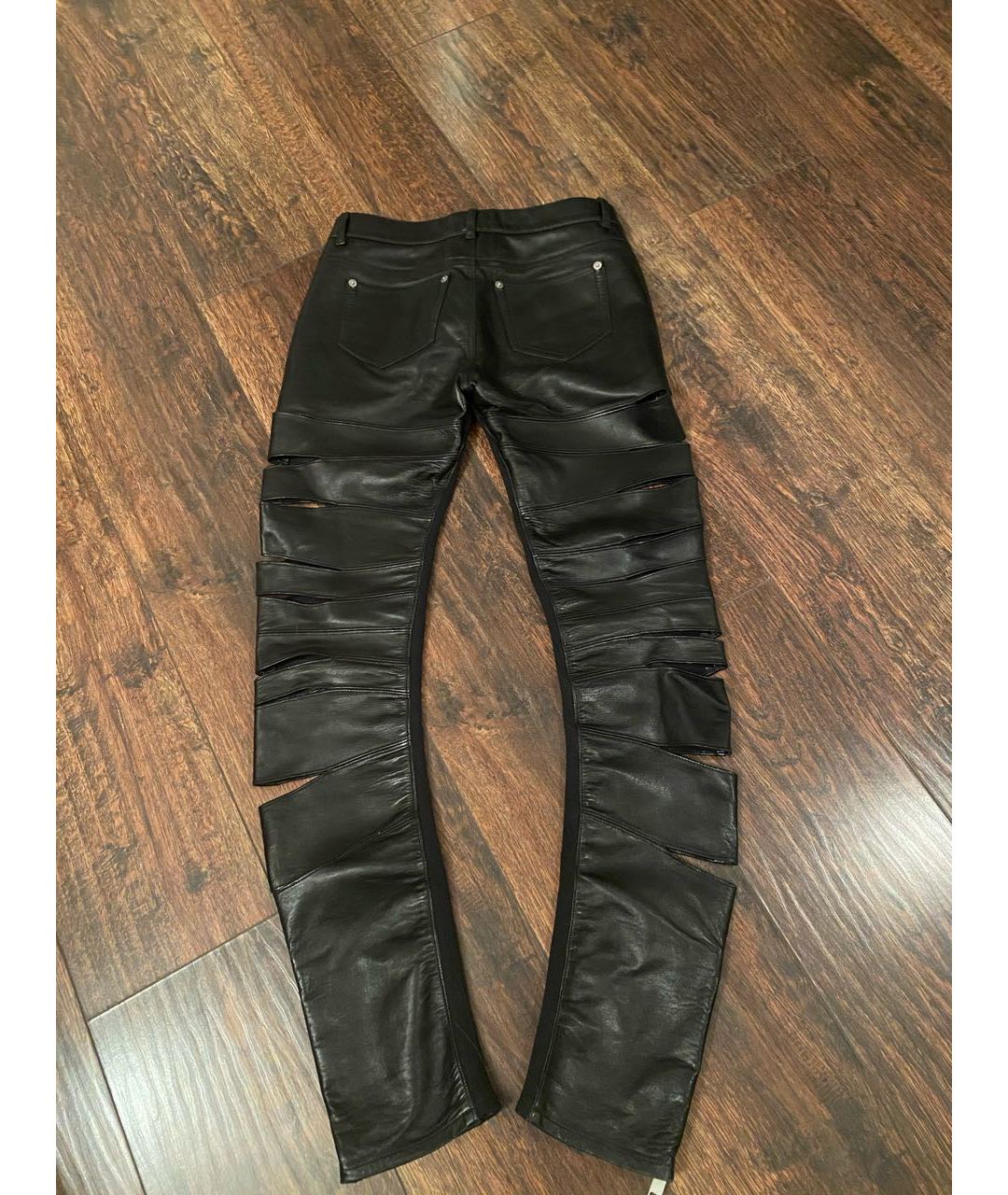 SAINT LAURENT Черные кожаные прямые брюки, фото 2