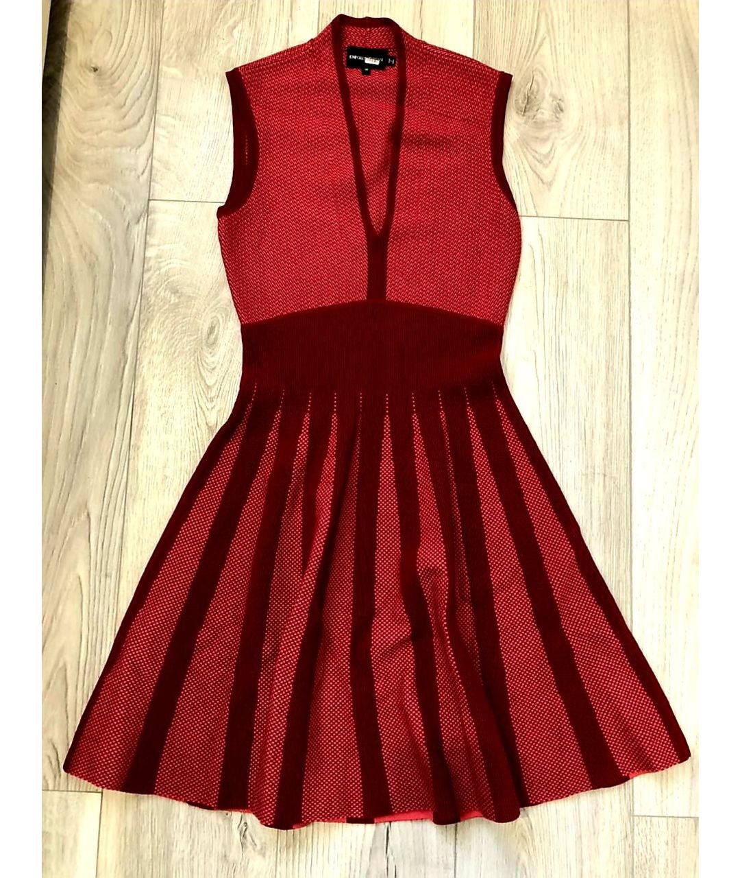 EMPORIO ARMANI Красное вискозное коктейльное платье, фото 2