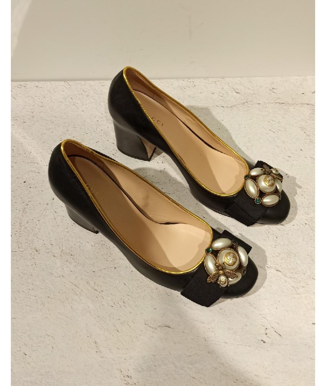 Gucci cheap pearl pump