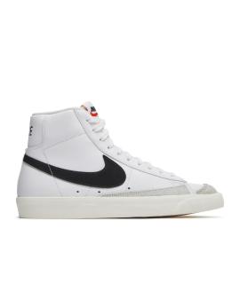 NIKE Кроссовки