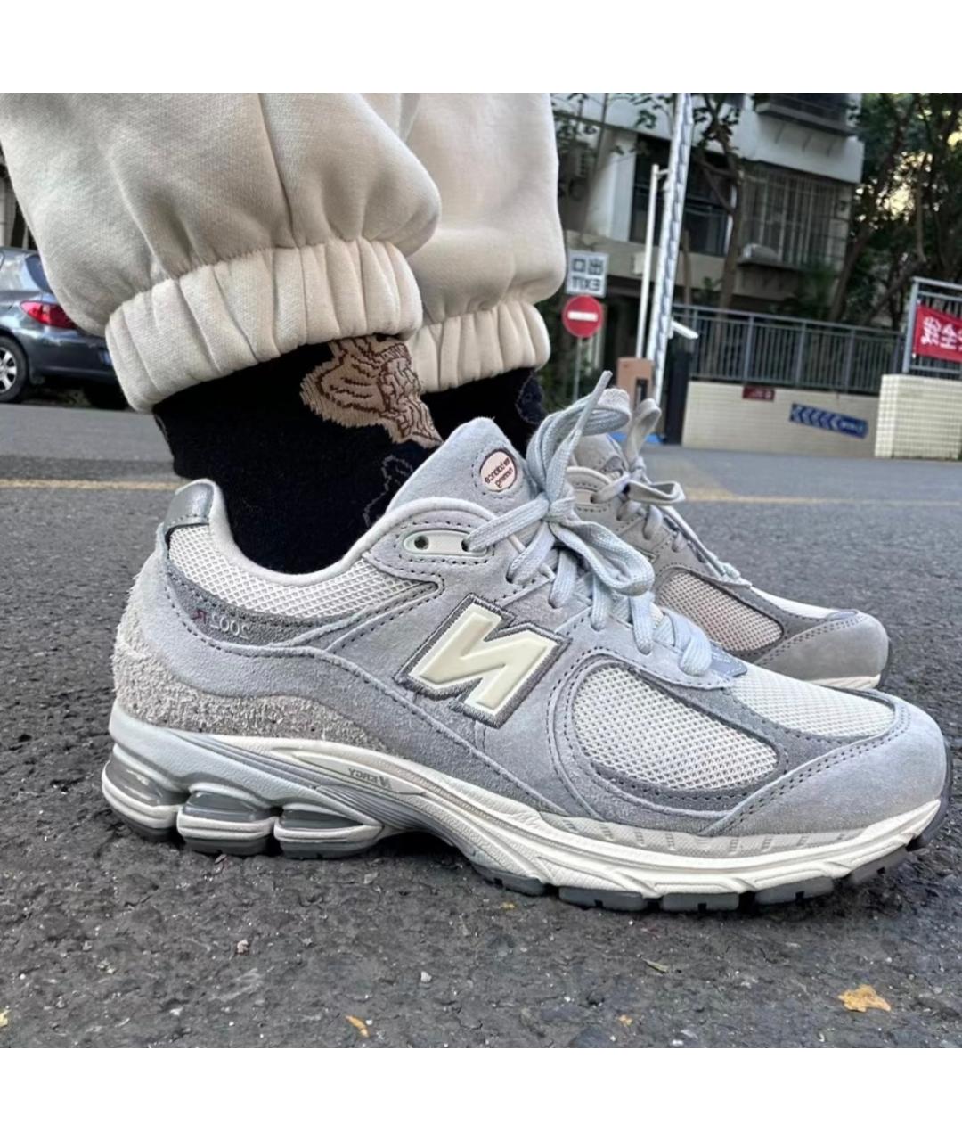 NEW BALANCE Бежевые замшевые кроссовки, фото 5