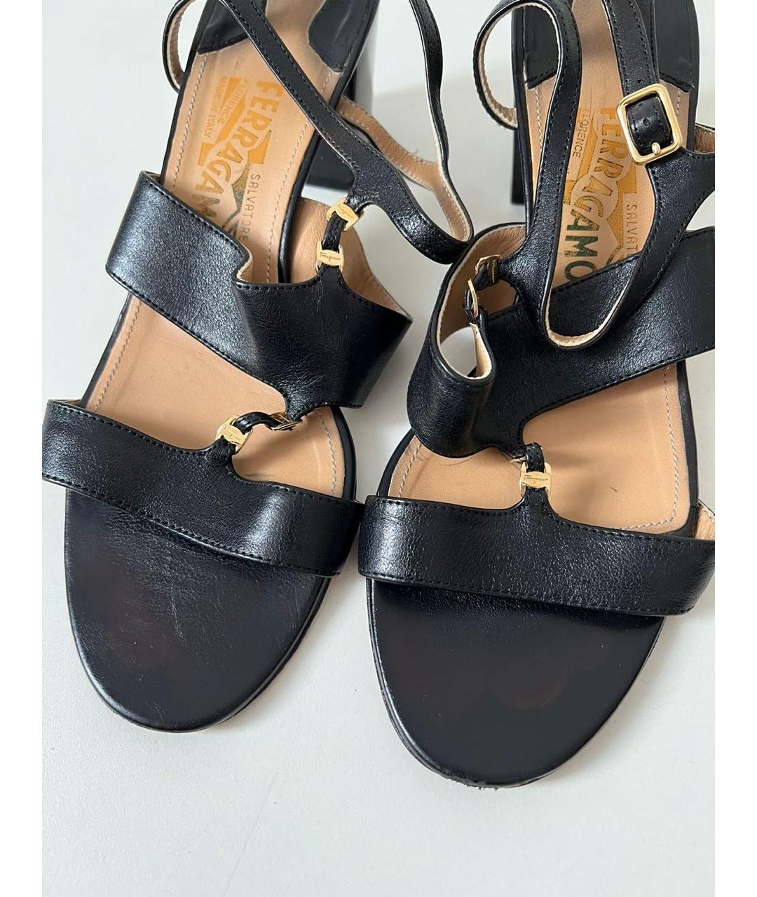 FERRAGAMO Черные босоножки, фото 4