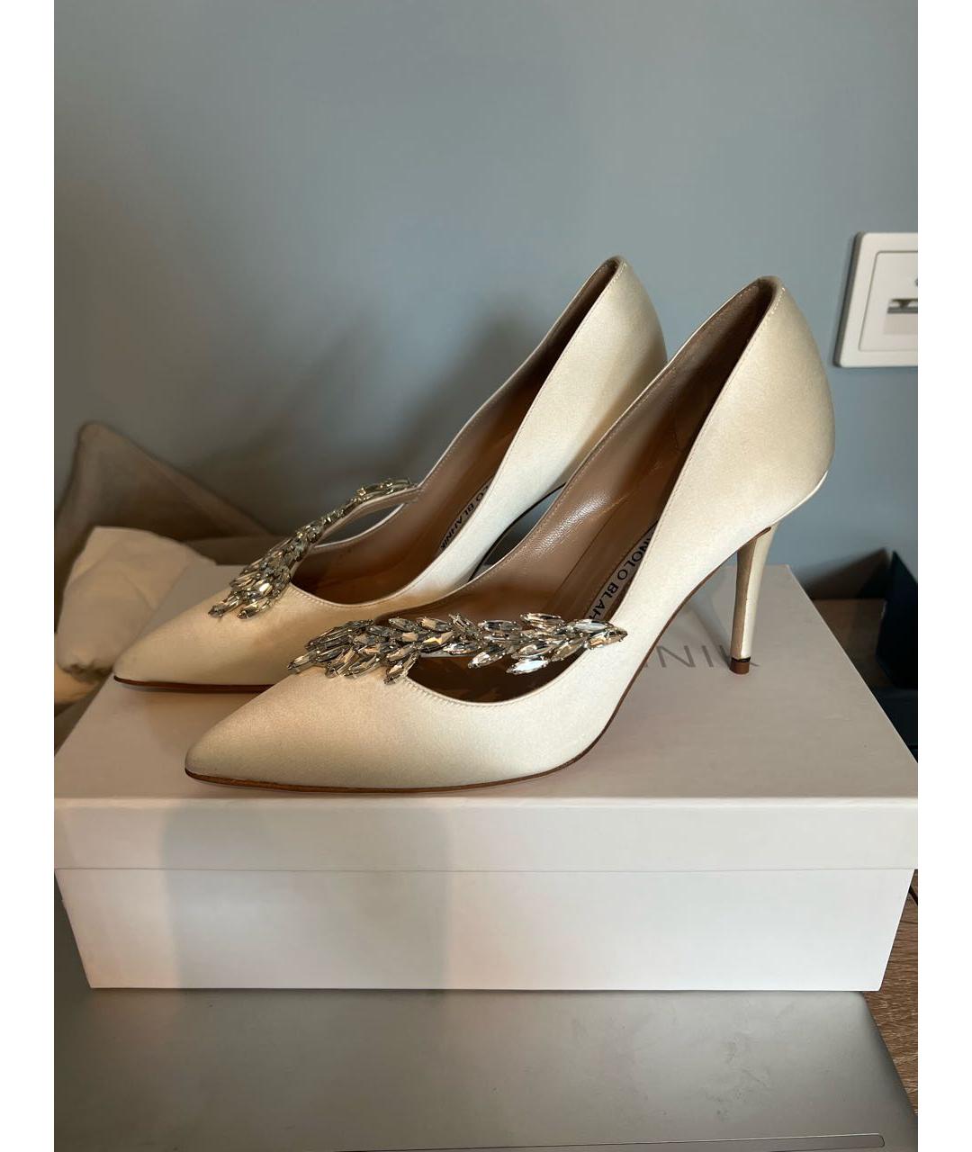 MANOLO BLAHNIK Белые туфли, фото 2