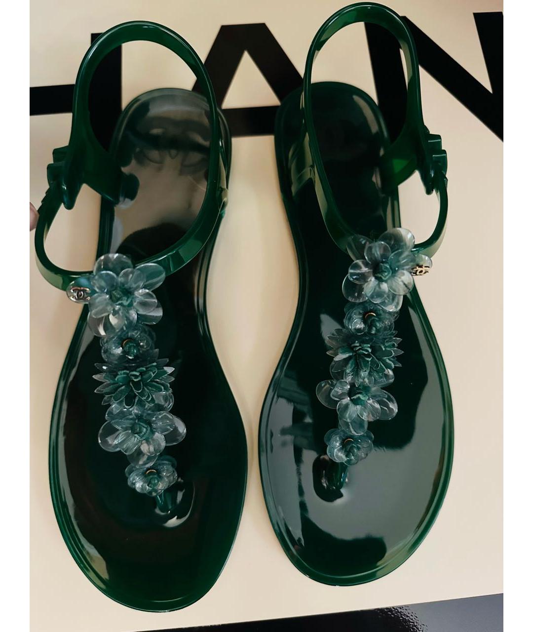 CHANEL Зеленые сандалии, фото 2