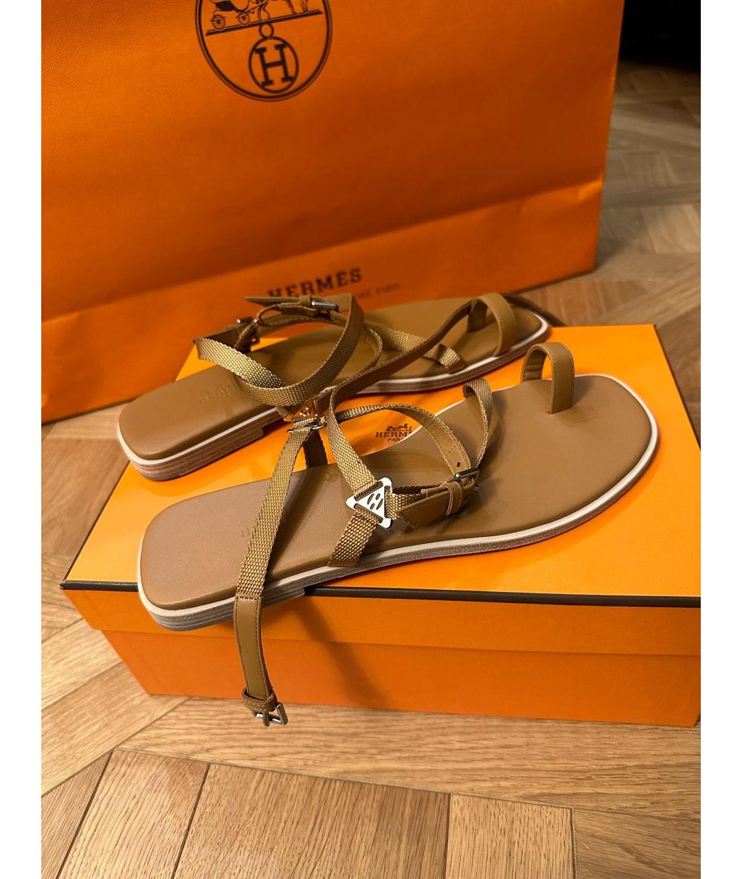 HERMES Бежевые кожаные сандалии, фото 7