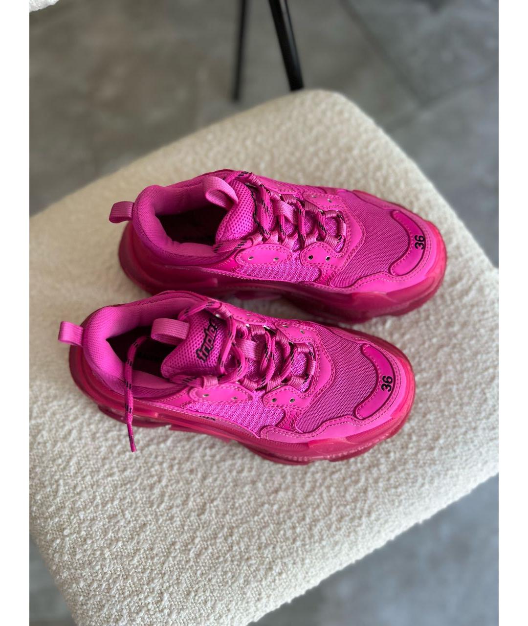 Ua balenciaga hot sale triple s