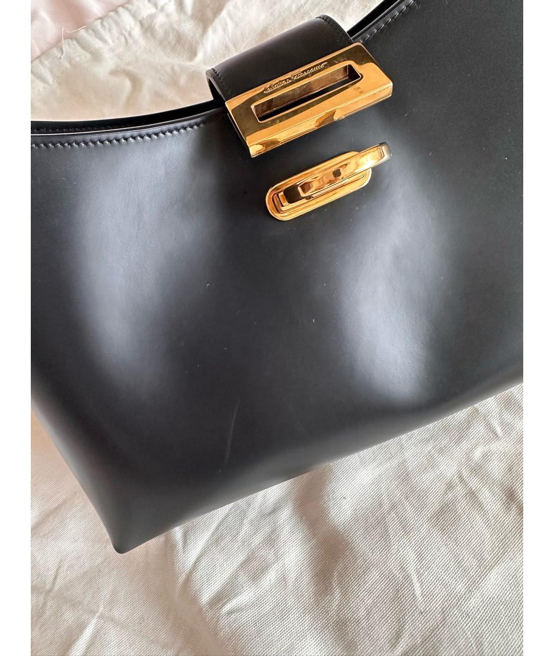 FERRAGAMO Черная кожаная сумка с короткими ручками, фото 7