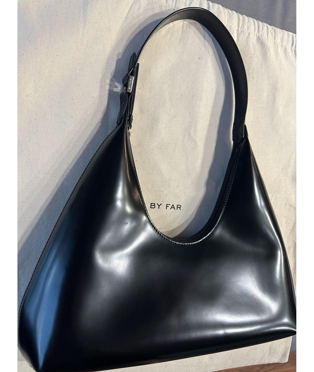 BY FAR Черная кожаная сумка через плечо, фото 2