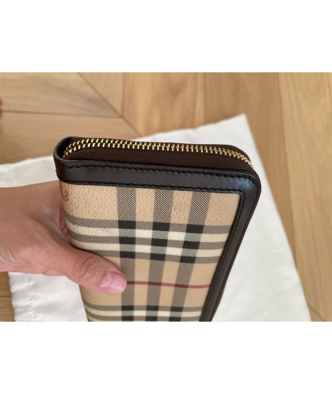 BURBERRY Бежевый кожаный кошелек, фото 8