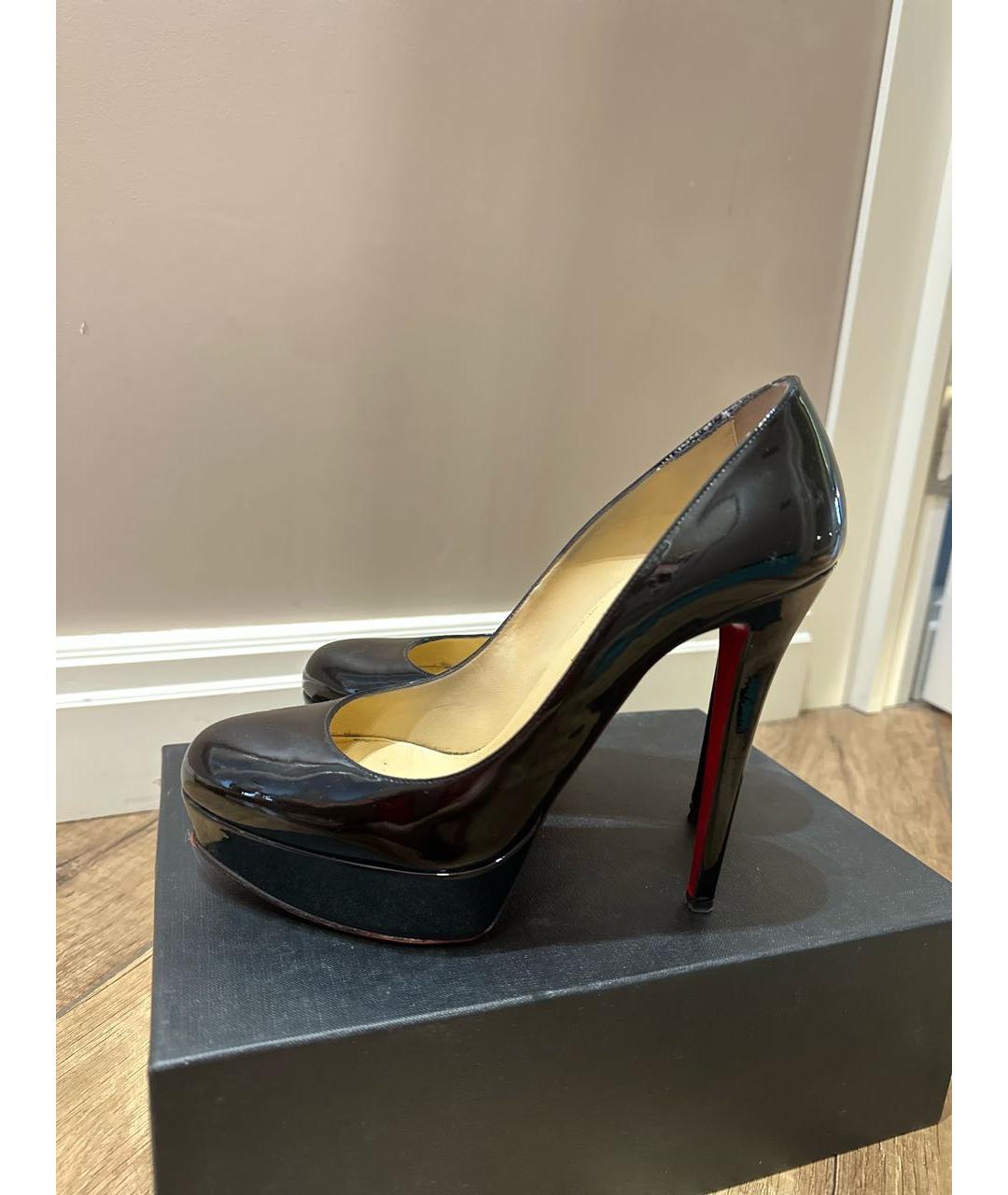 CHRISTIAN LOUBOUTIN Черные туфли из лакированной кожи, фото 5