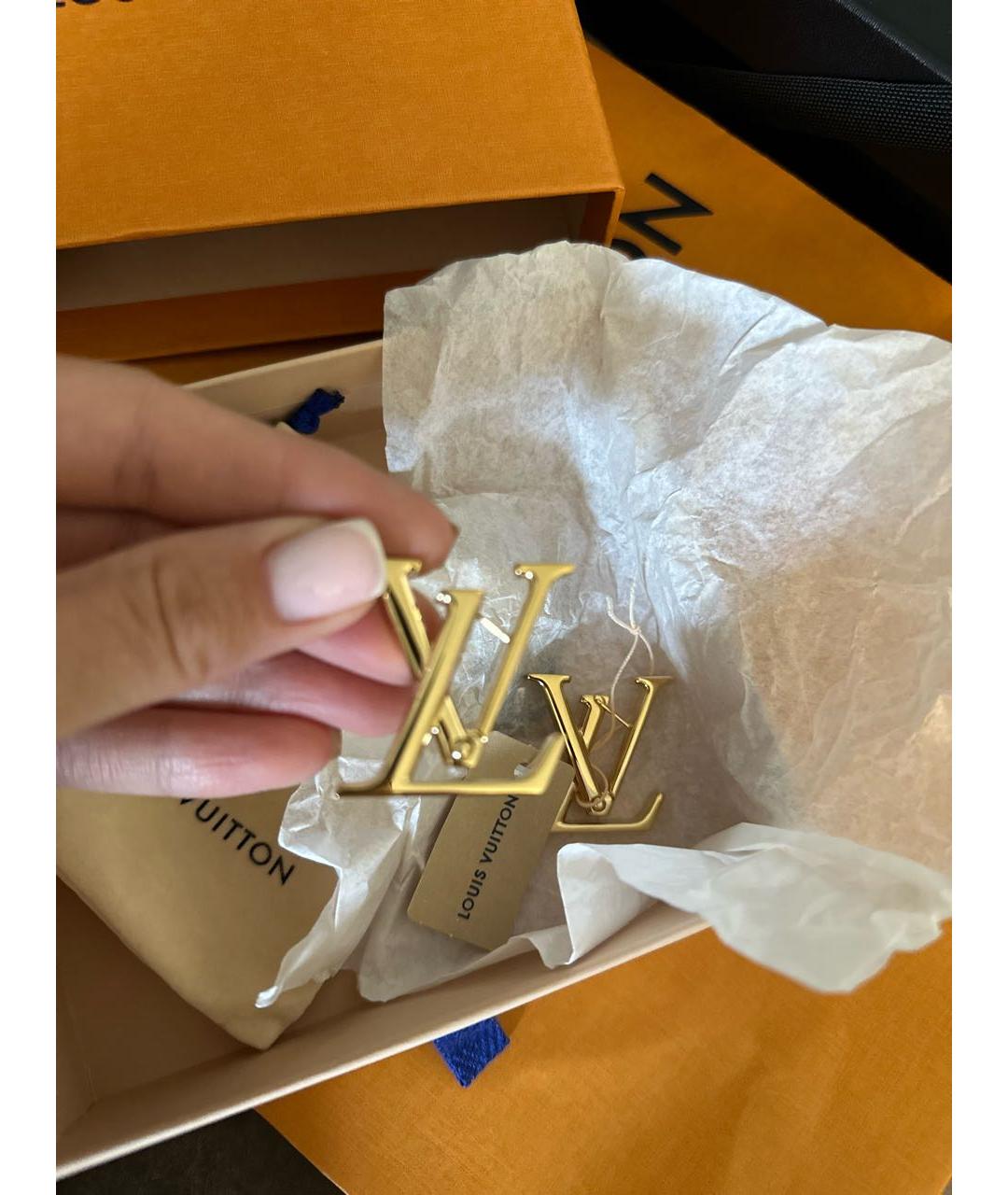 LOUIS VUITTON Золотые металлические серьги, фото 3