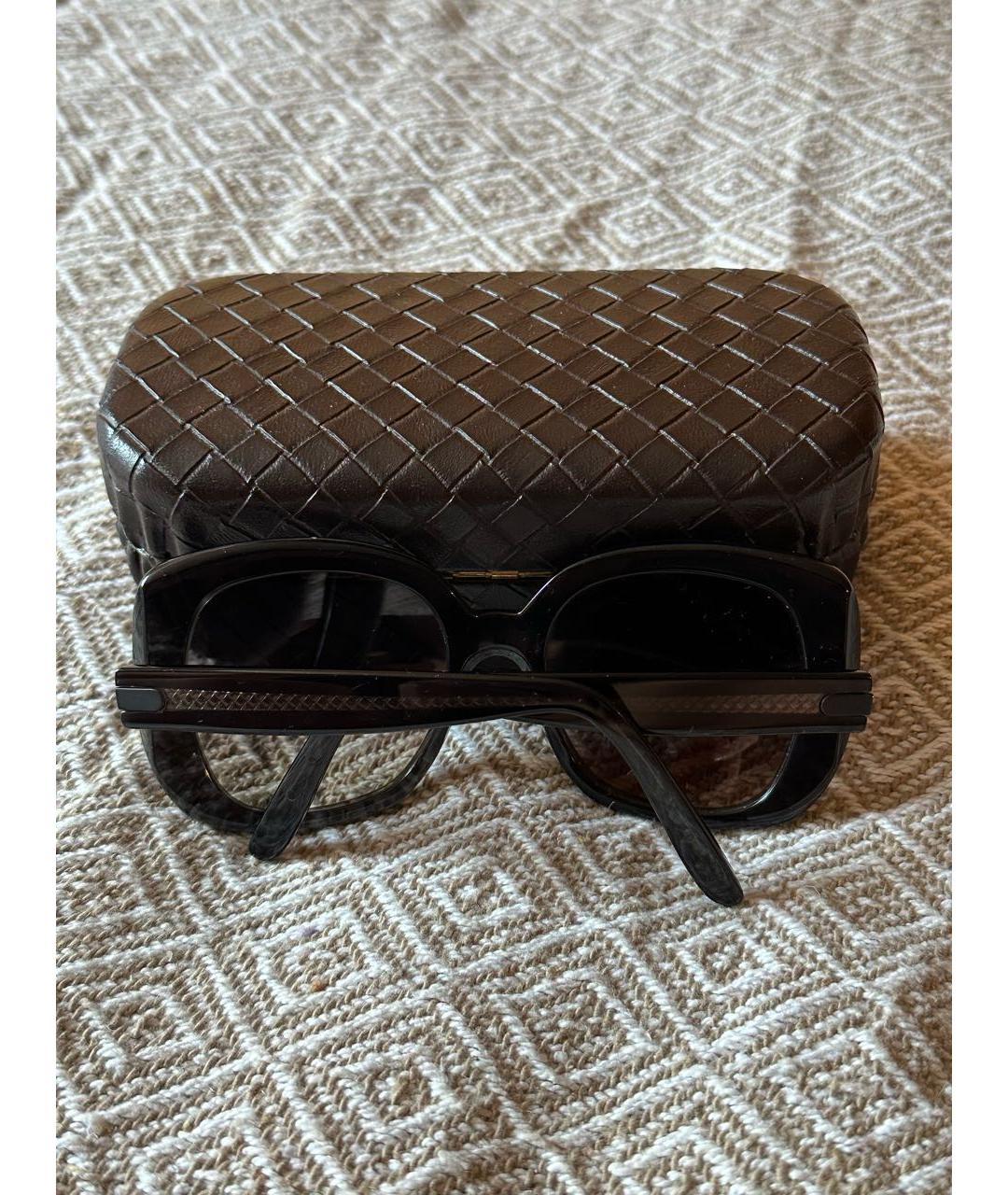 BOTTEGA VENETA Черные пластиковые солнцезащитные очки, фото 7