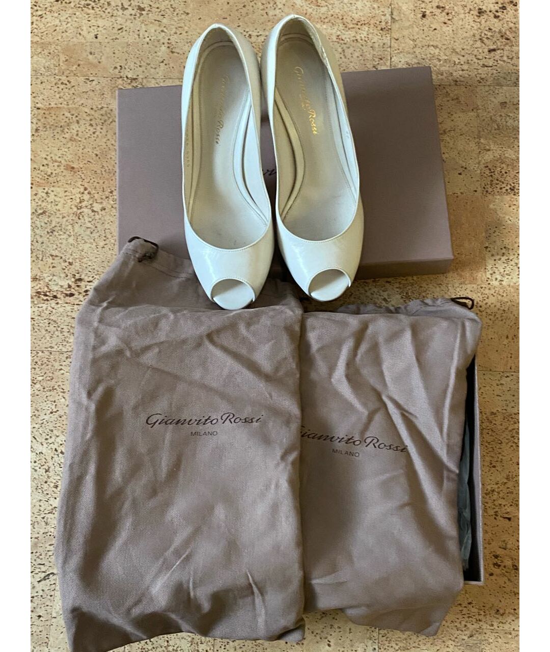 GIANVITO ROSSI Белые кожаные свадебные туфли на высоком каблуке, фото 6