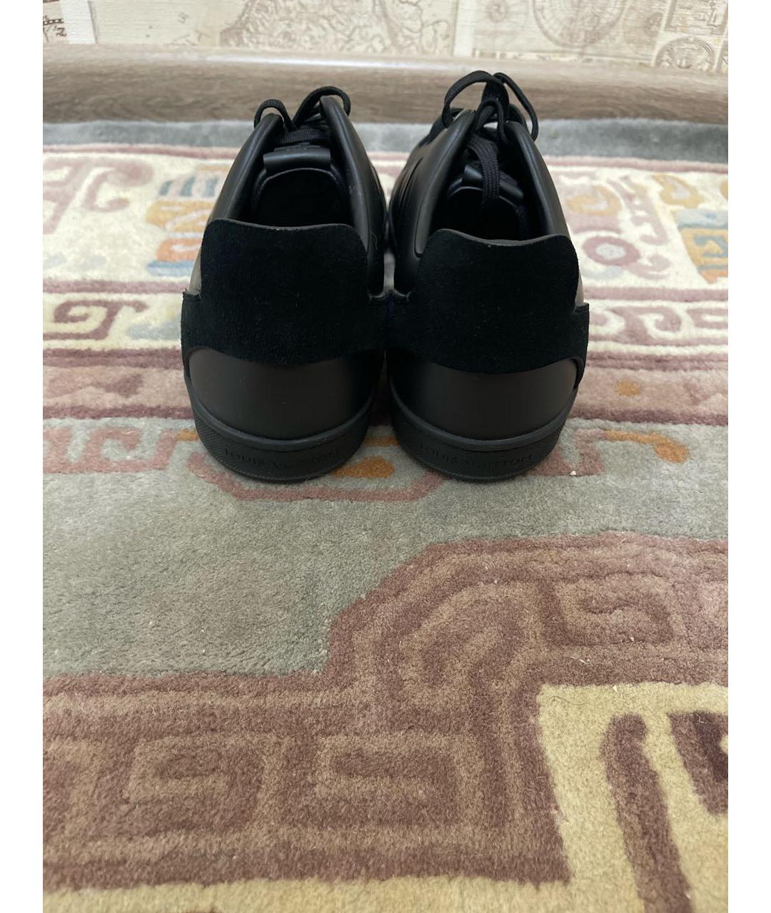 LOUIS VUITTON PRE-OWNED Черные кожаные низкие кроссовки / кеды, фото 4