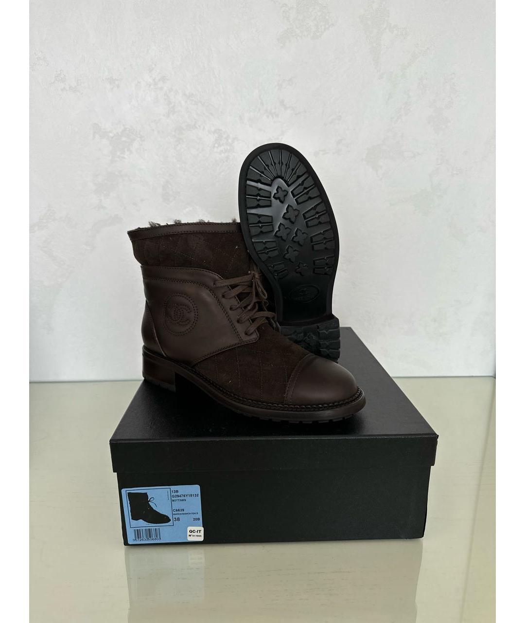 CHANEL Коричневые замшевые ботинки, фото 4