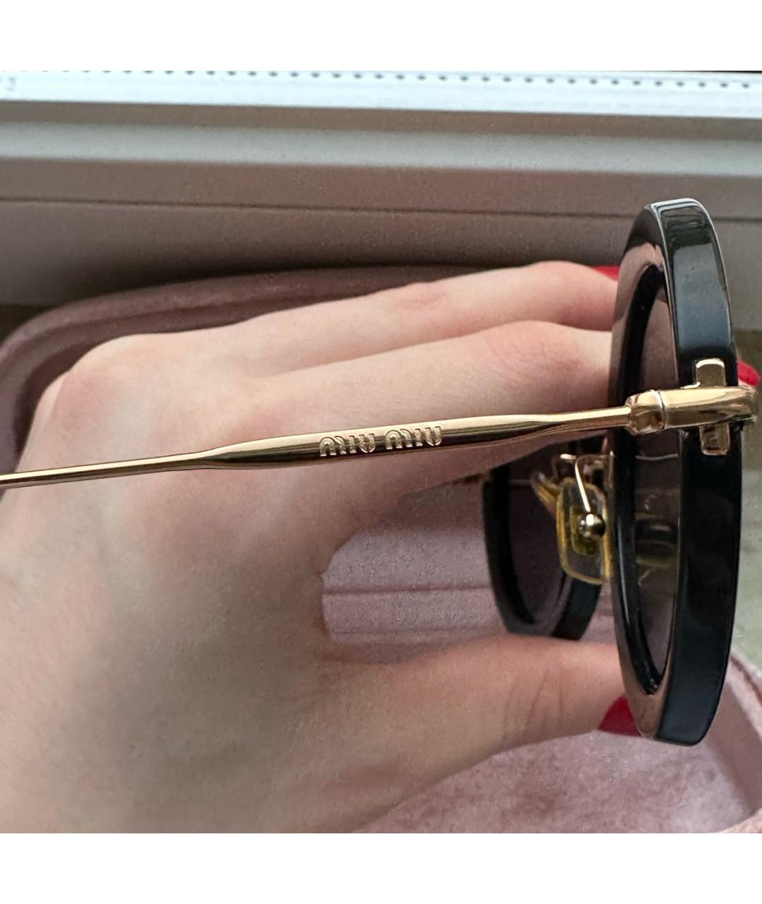 MIU MIU Черные пластиковые солнцезащитные очки, фото 3