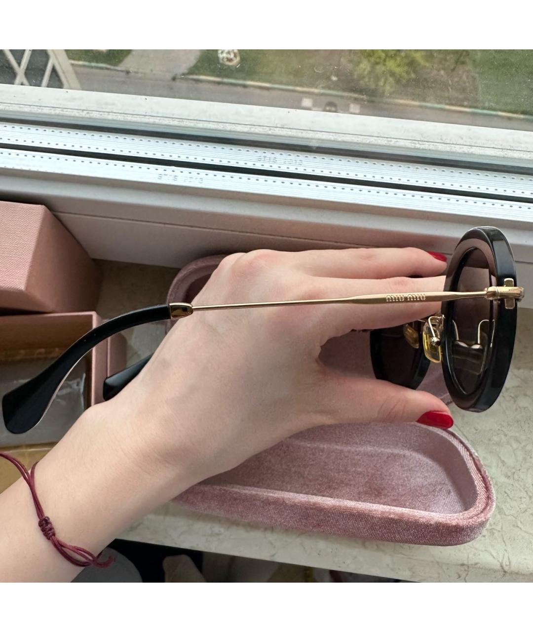 MIU MIU Черные пластиковые солнцезащитные очки, фото 2