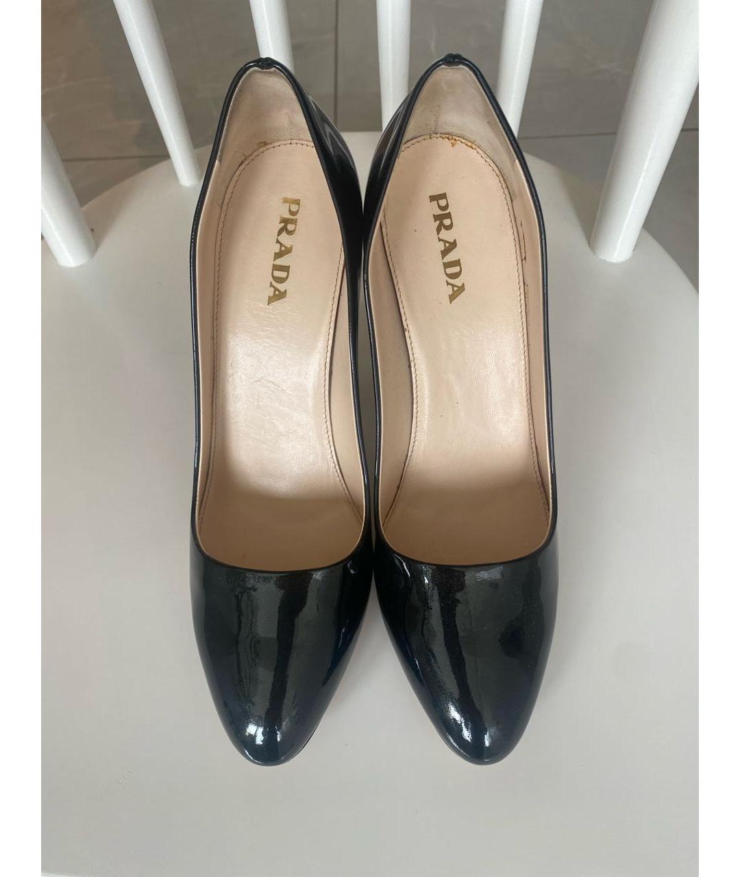 PRADA Черные туфли из лакированной кожи, фото 2