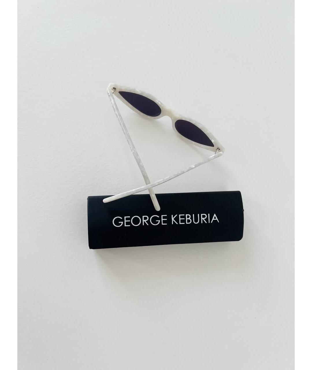 GEORGE KEBURIA Белые пластиковые солнцезащитные очки, фото 5