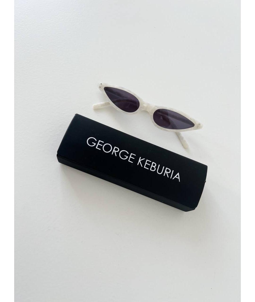 GEORGE KEBURIA Белые пластиковые солнцезащитные очки, фото 2
