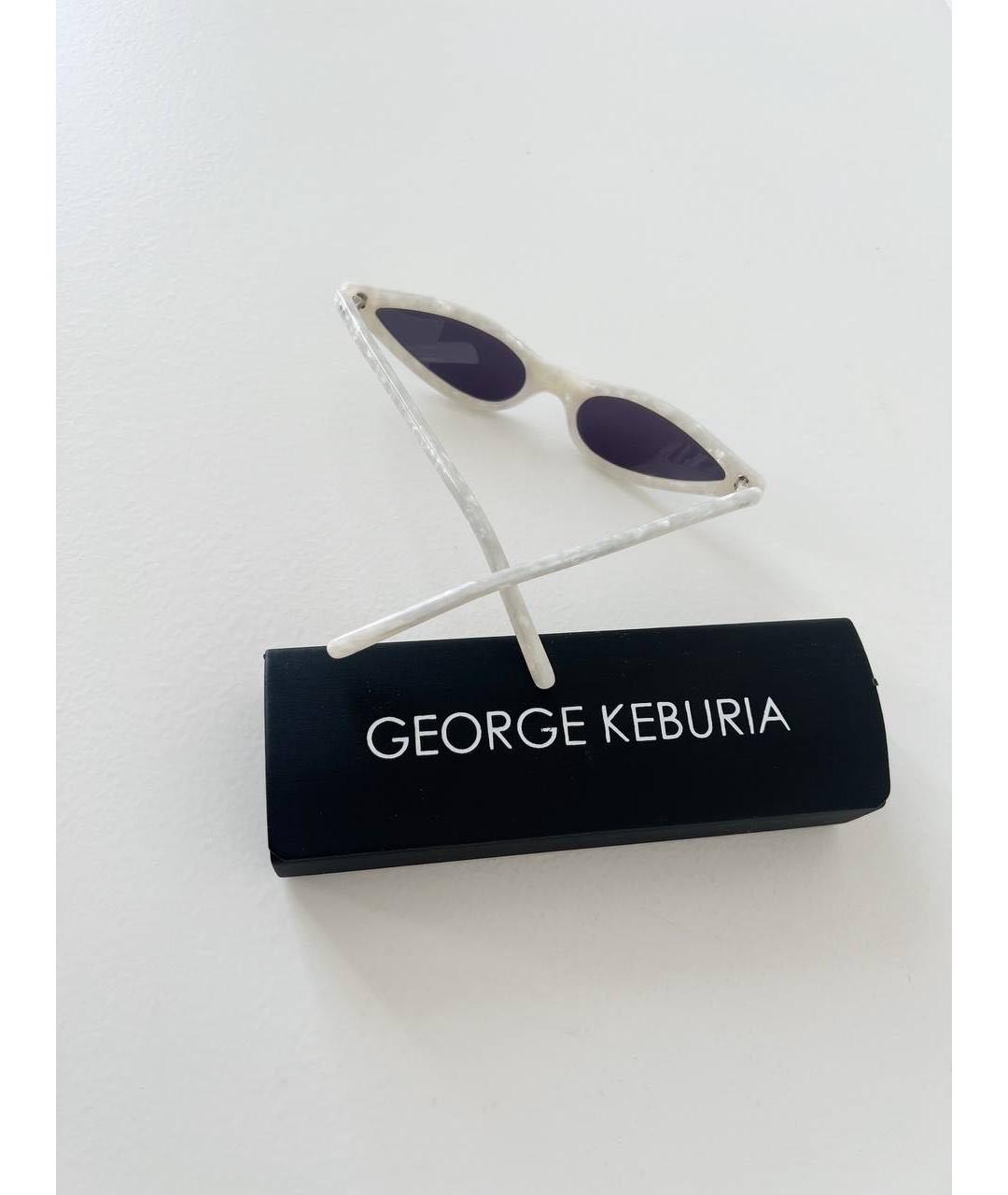 GEORGE KEBURIA Белые пластиковые солнцезащитные очки, фото 4
