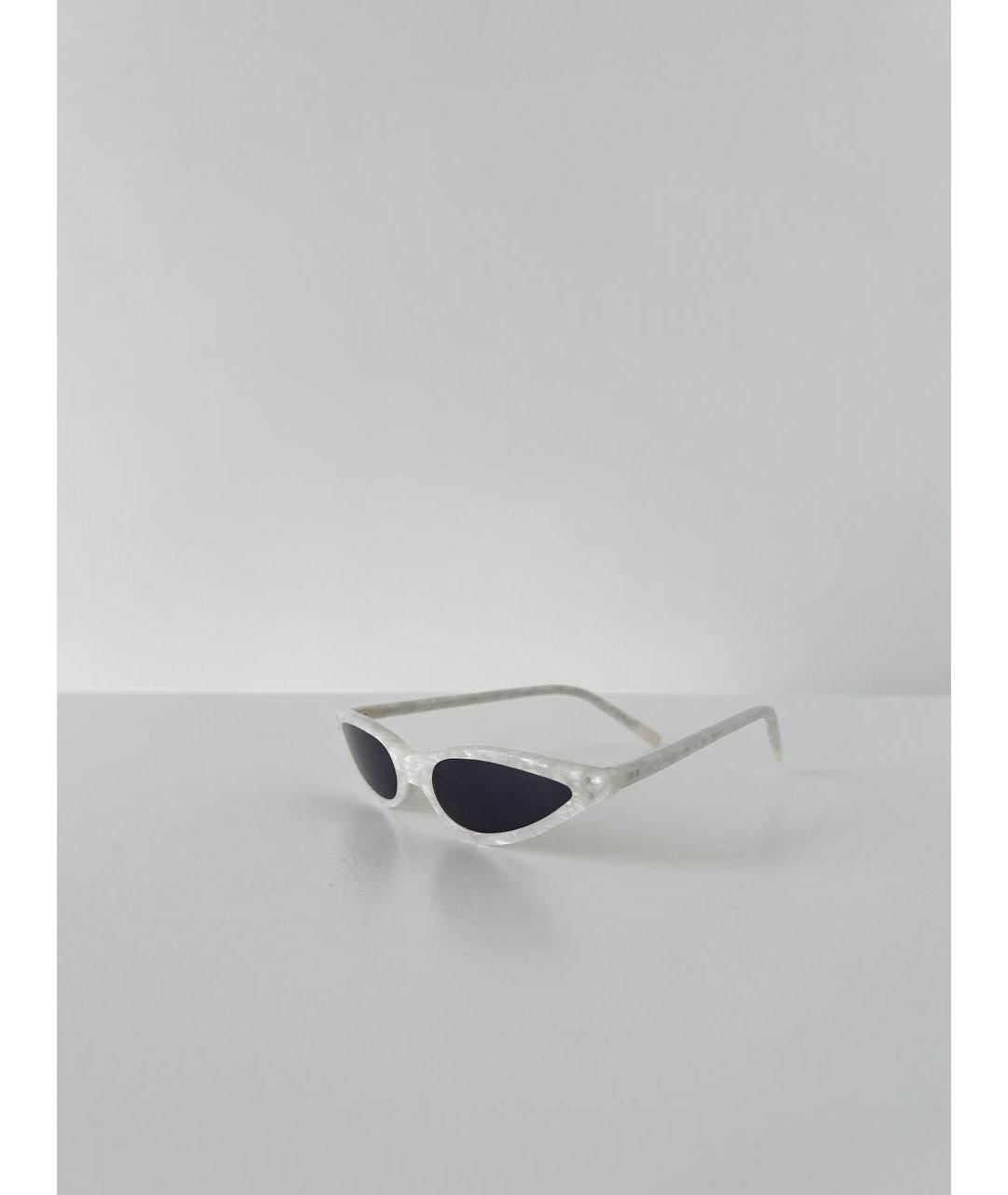 GEORGE KEBURIA Белые пластиковые солнцезащитные очки, фото 6