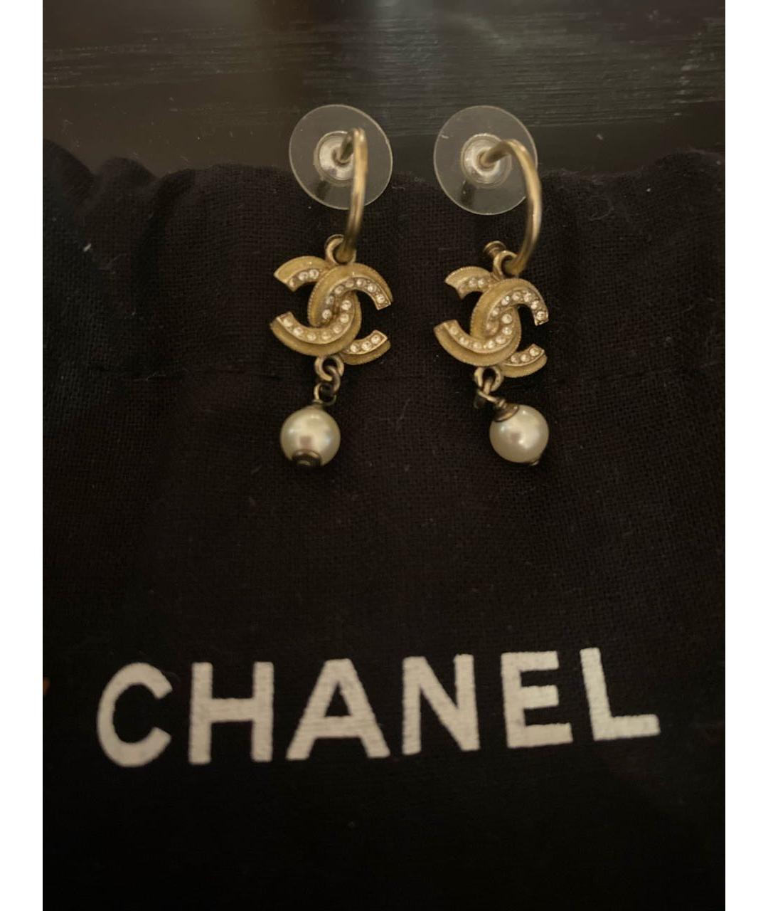 CHANEL Золотые металлические серьги, фото 5