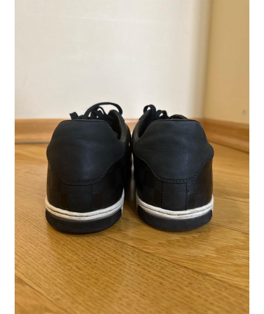 LOUIS VUITTON Темно-синие нубуковые низкие кроссовки / кеды, фото 4