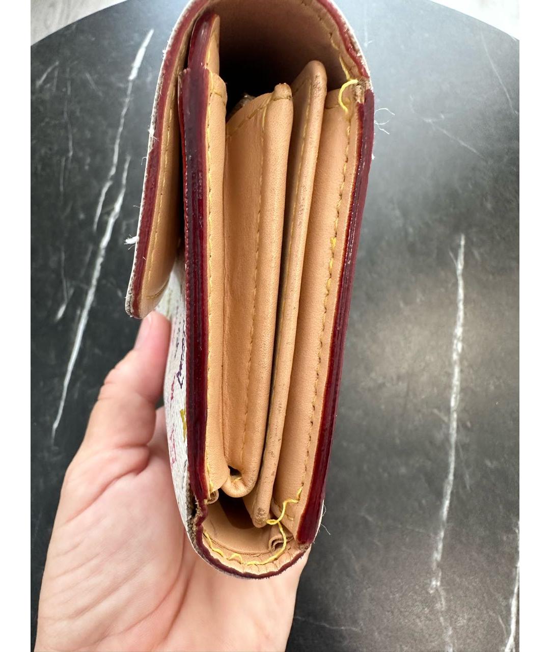LOUIS VUITTON Белый кожаный кошелек, фото 2