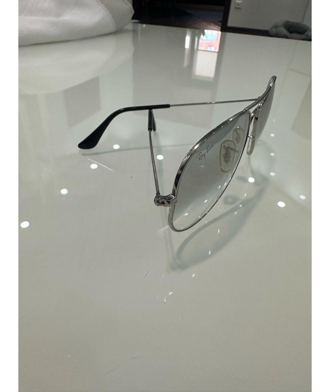 RAY BAN Серебряные металлические солнцезащитные очки, фото 2