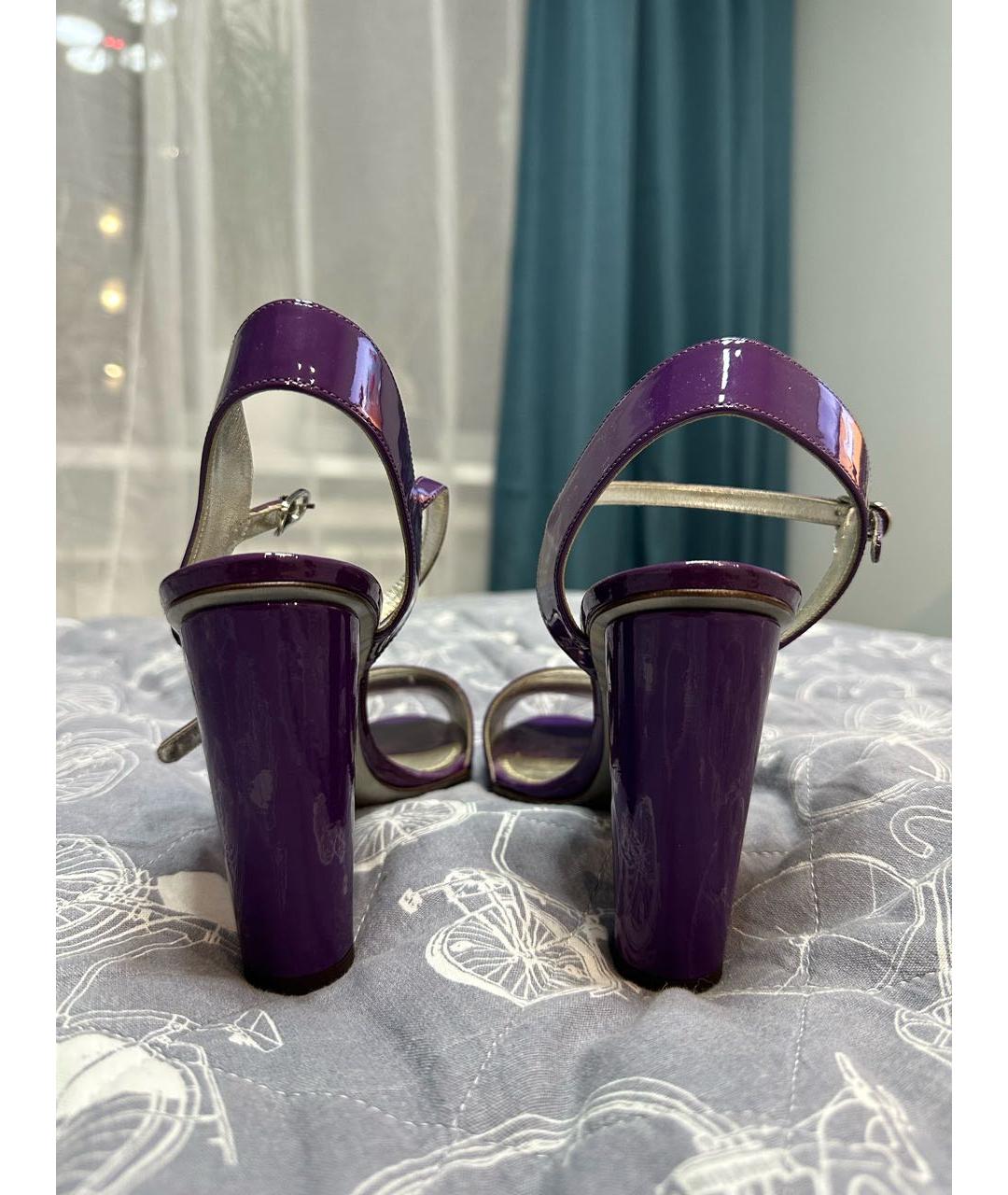 DOLCE&GABBANA Фиолетовые босоножки из лакированной кожи, фото 4