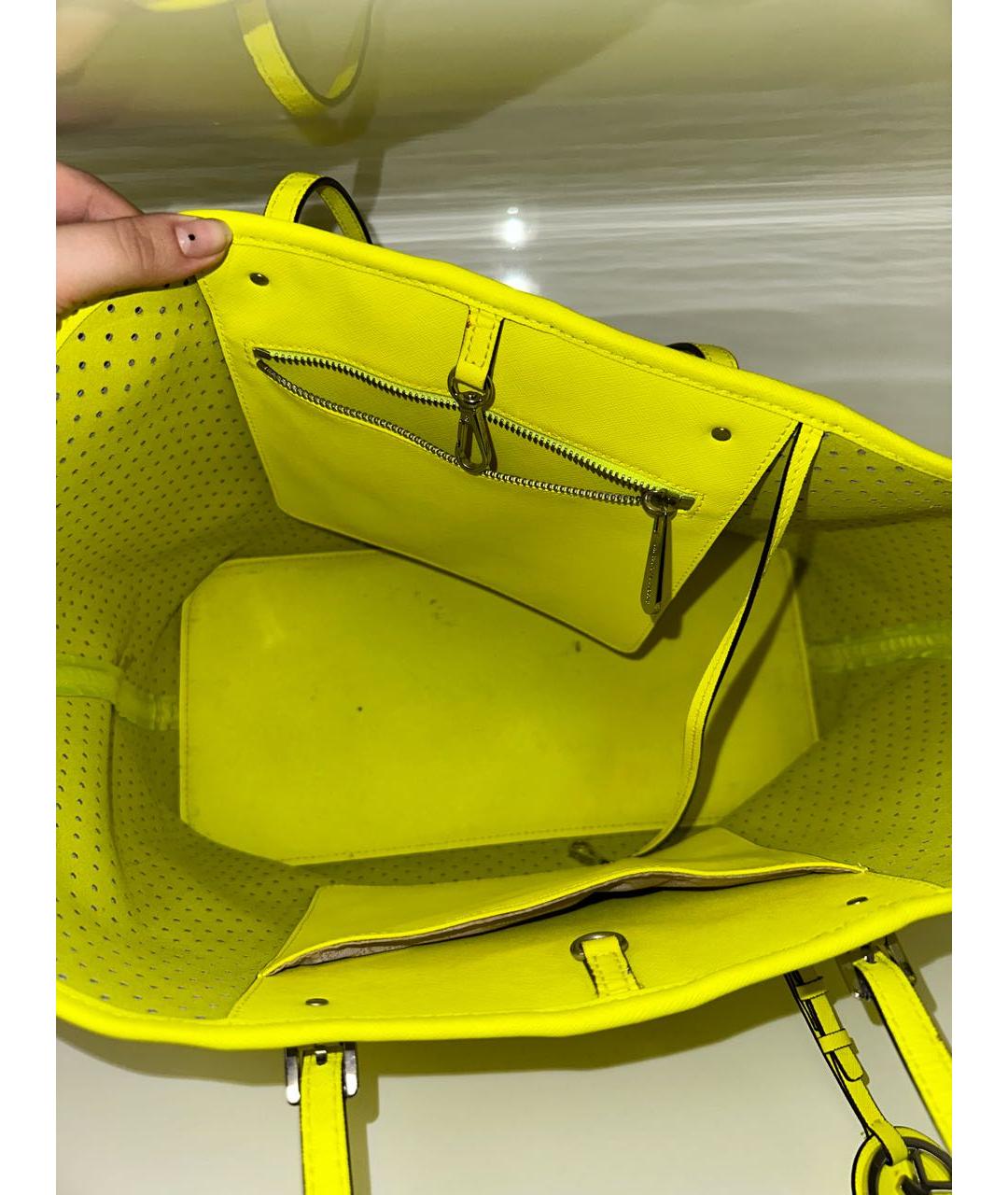 MICHAEL KORS Желтая сумка тоут из искусственной кожи, фото 4
