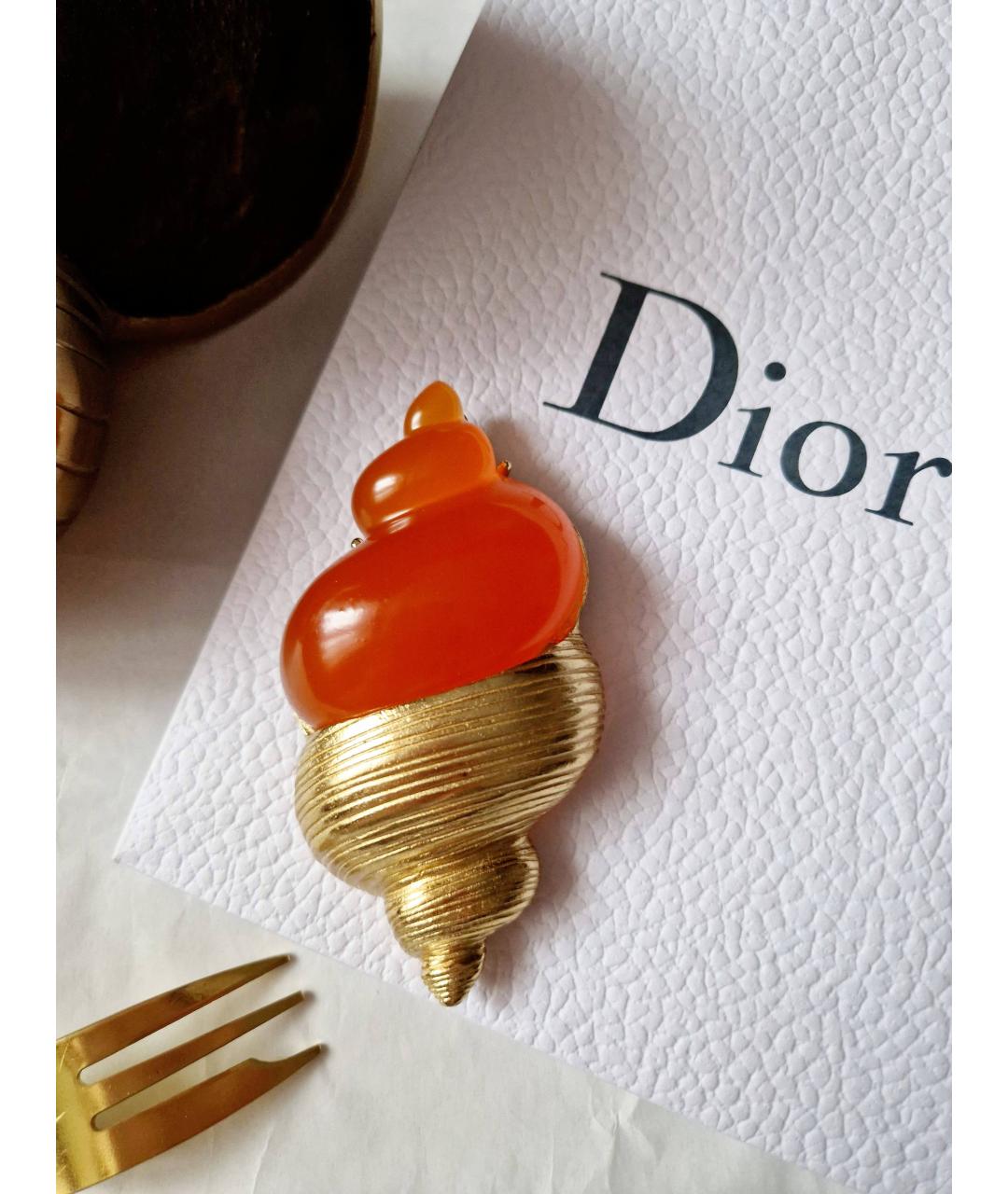 CHRISTIAN DIOR Оранжевая металлическая булавка / брошь, фото 7