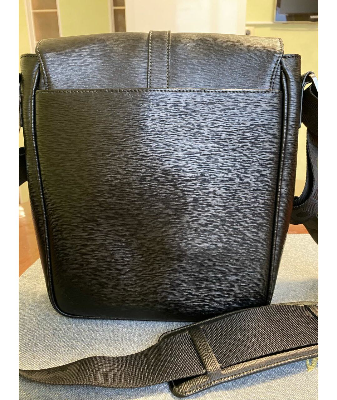 MONTBLANC Черная кожаная сумка на плечо, фото 3