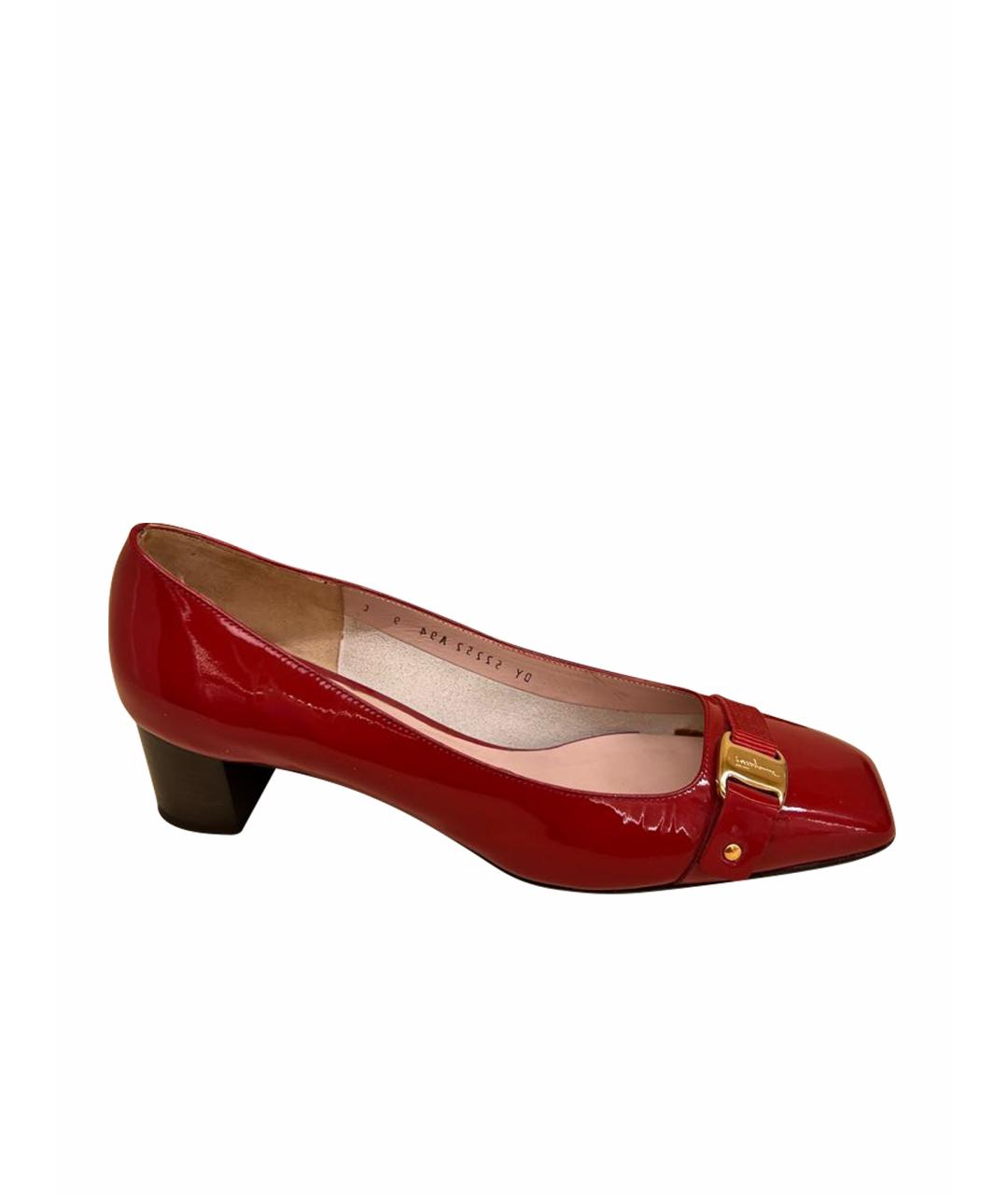 FERRAGAMO Бордовые кожаные лодочки на низком каблуке, фото 1