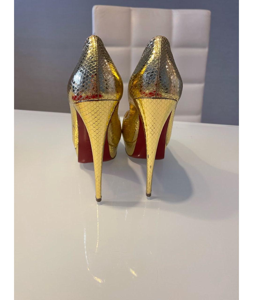 CHRISTIAN LOUBOUTIN Золотые туфли из экзотической кожи, фото 5
