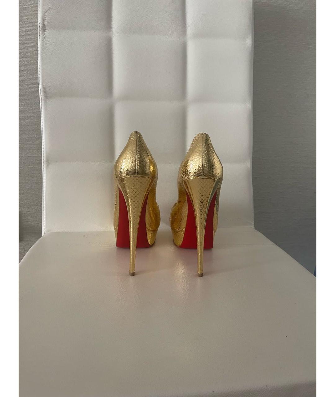 CHRISTIAN LOUBOUTIN Золотые туфли из экзотической кожи, фото 8