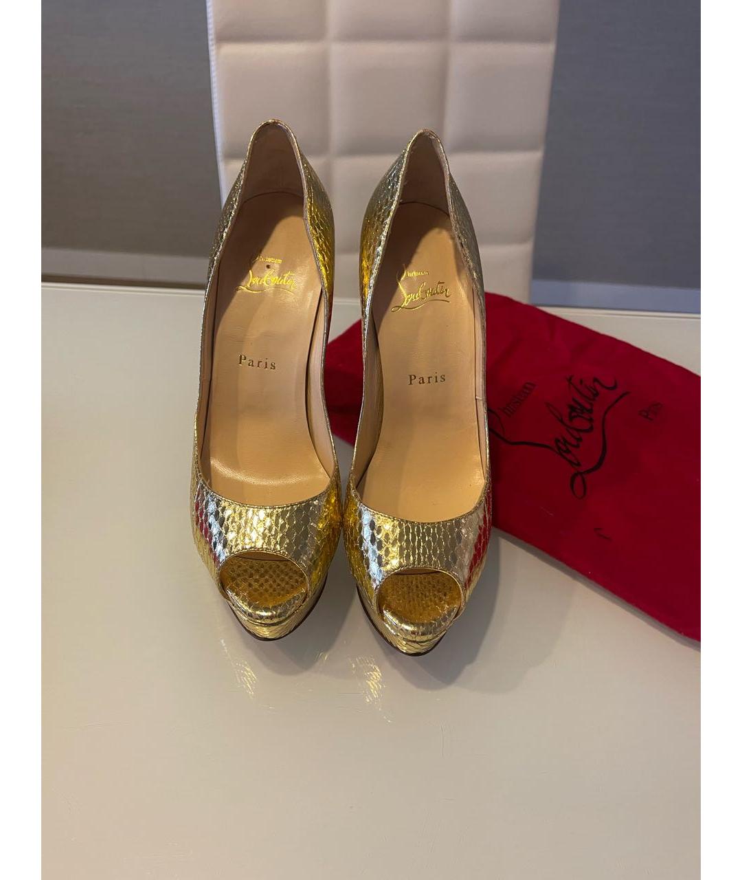 CHRISTIAN LOUBOUTIN Золотые туфли из экзотической кожи, фото 2