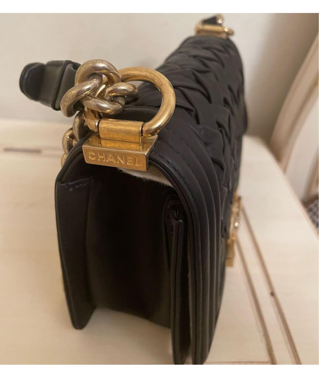 CHANEL Черная кожаная сумка через плечо, фото 6