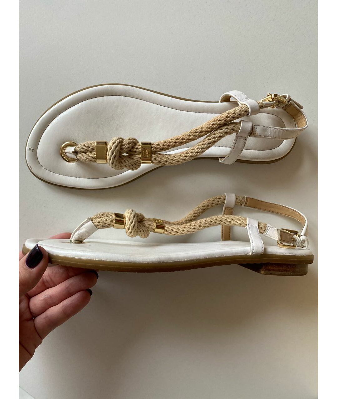 MICHAEL MICHAEL KORS Белые кожаные сандалии, фото 9