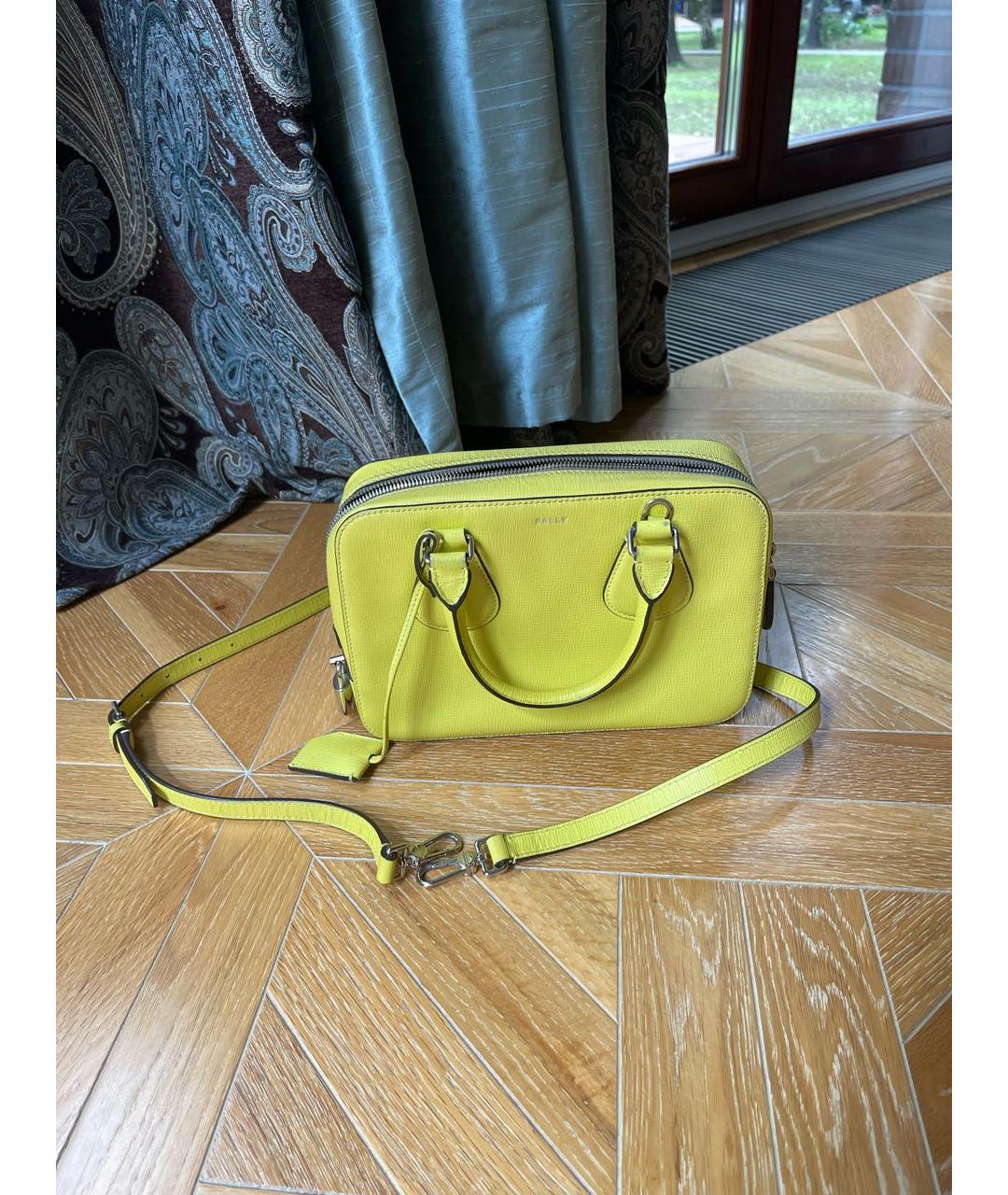 BALLY Желтая кожаная сумка с короткими ручками, фото 5