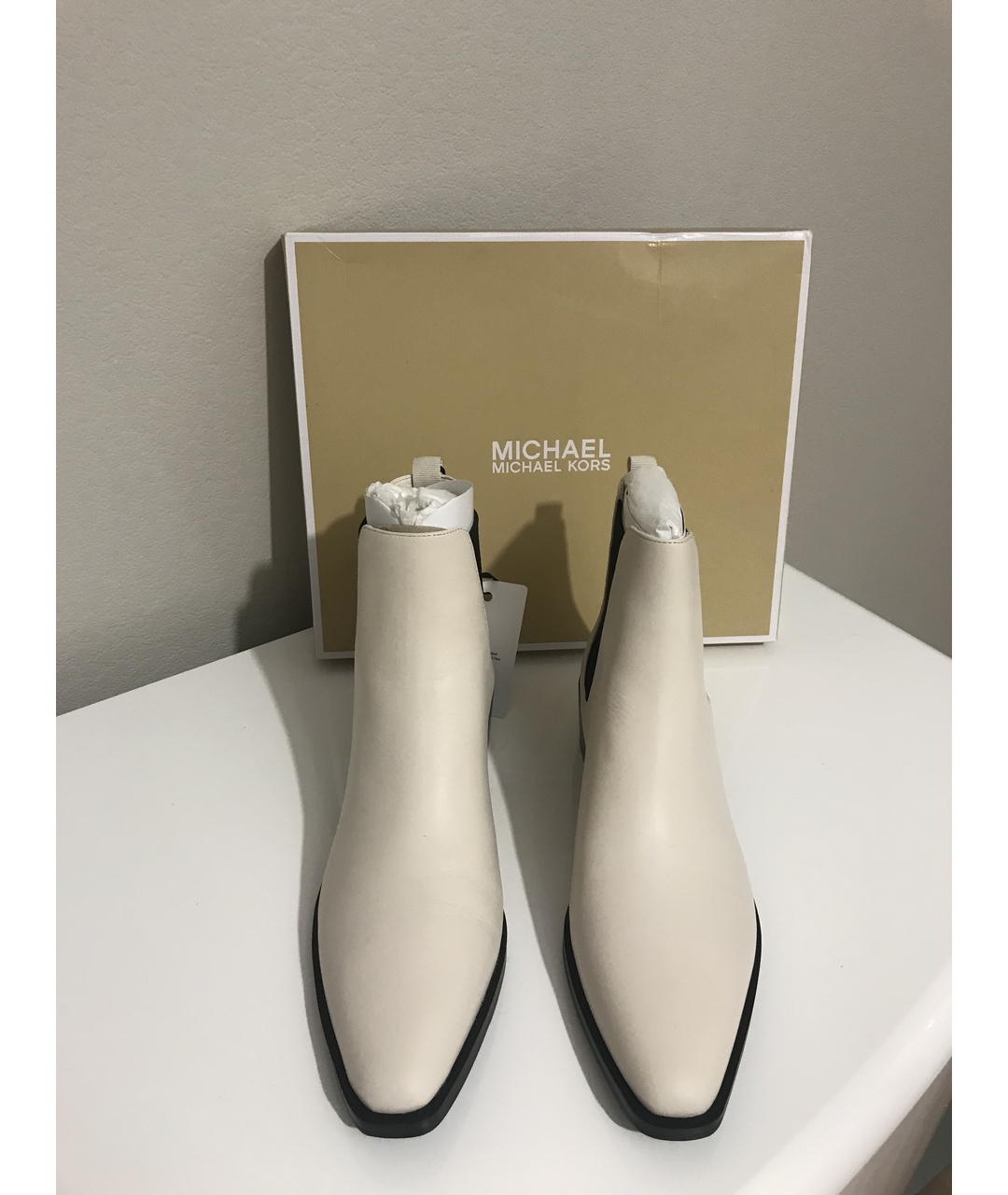 MICHAEL KORS Белые кожаные ботинки, фото 2