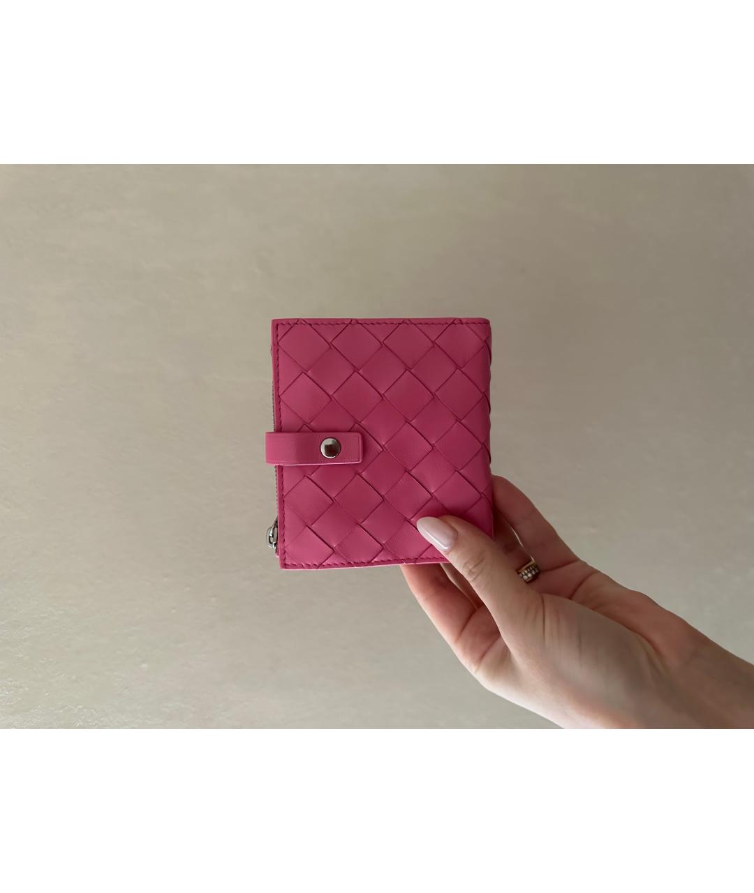 BOTTEGA VENETA Розовый кожаный кошелек, фото 9